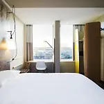 Ibis Centre 3*