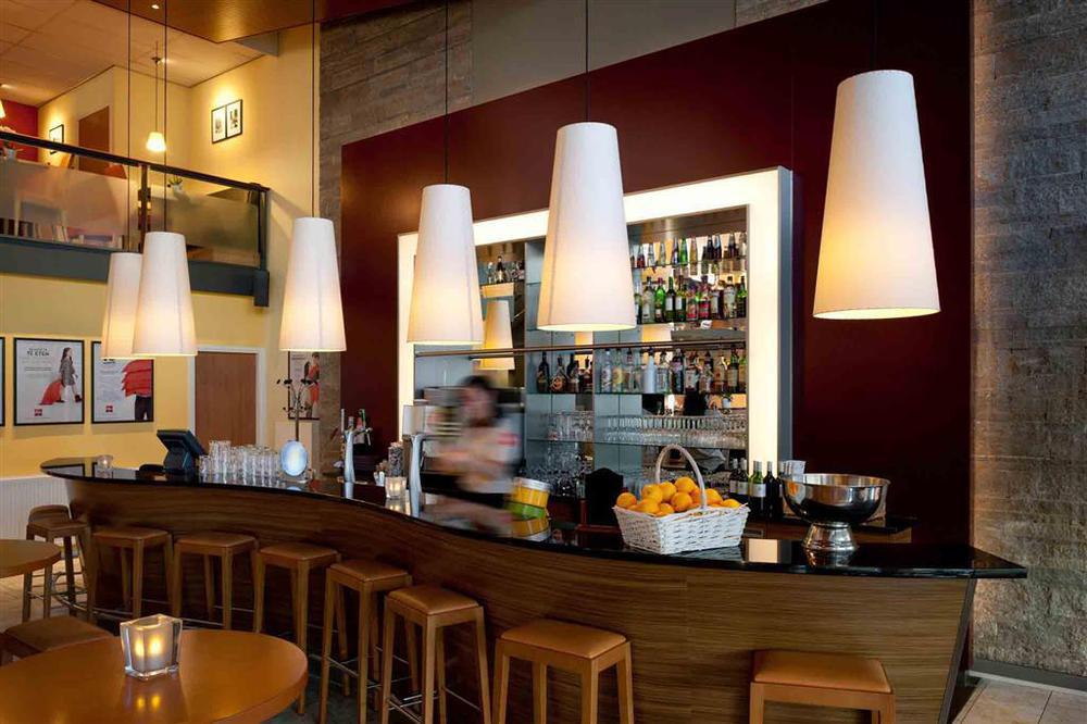 Ibis Centre Hotel 3*